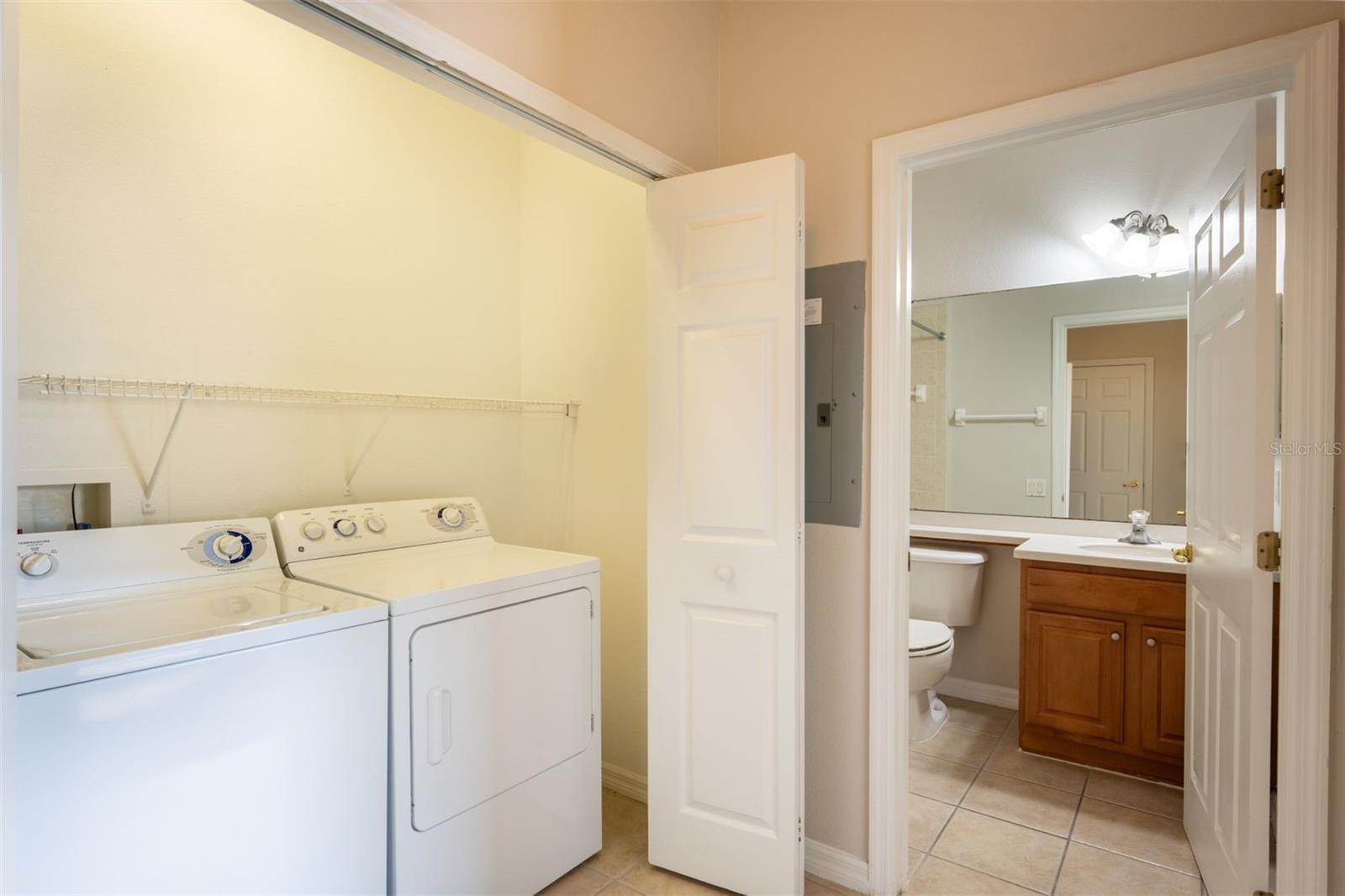 VERANDA II/LK HART - Residential