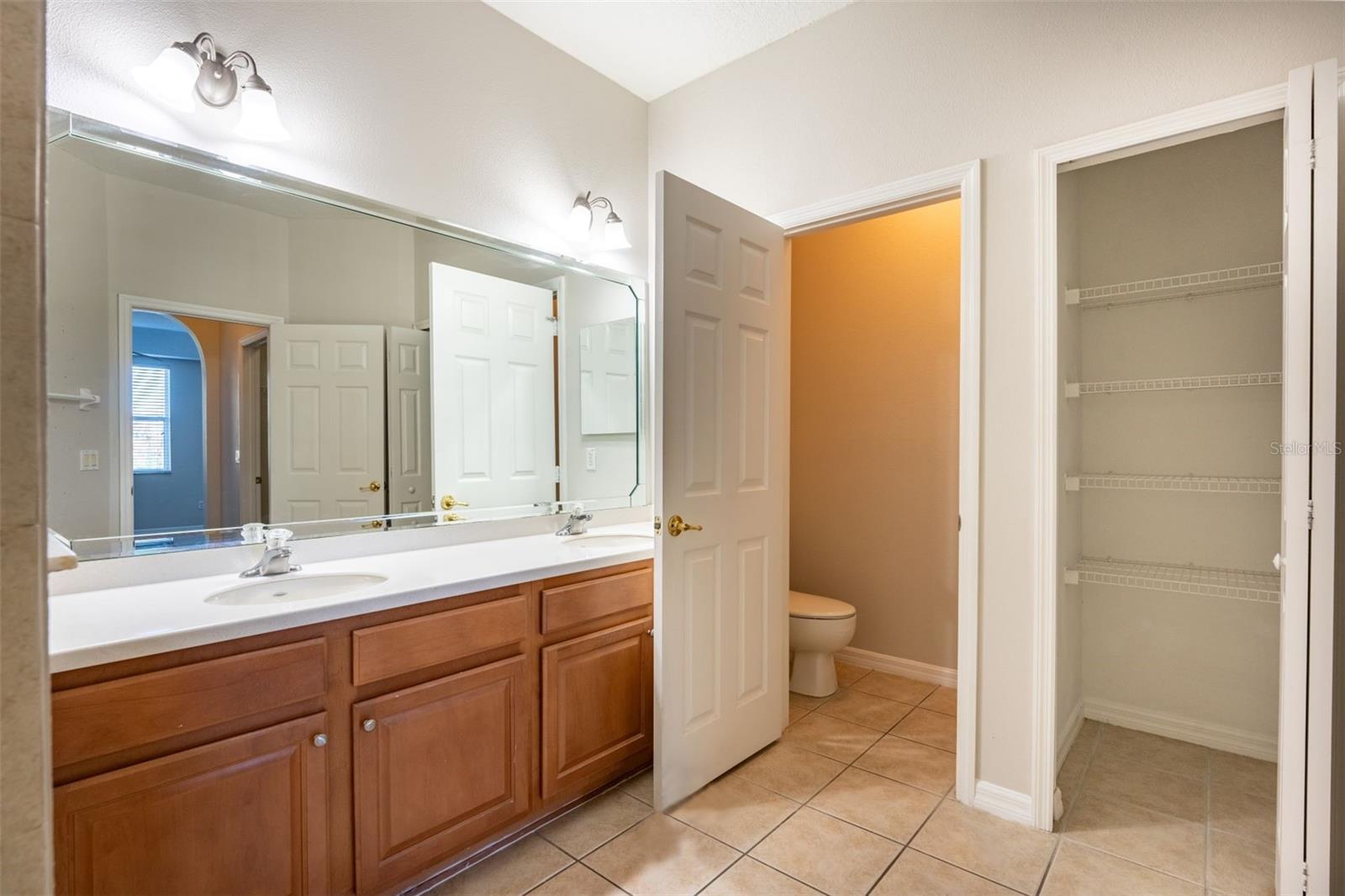 VERANDA II/LK HART - Residential