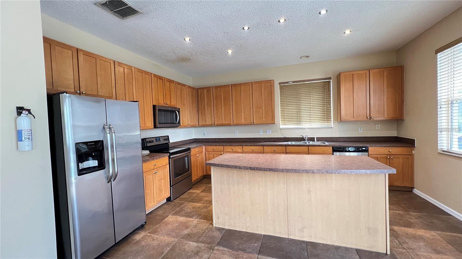 SUNRISE LAKES PH III SUB - Residential