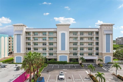 Featured picture for the property TB8303007