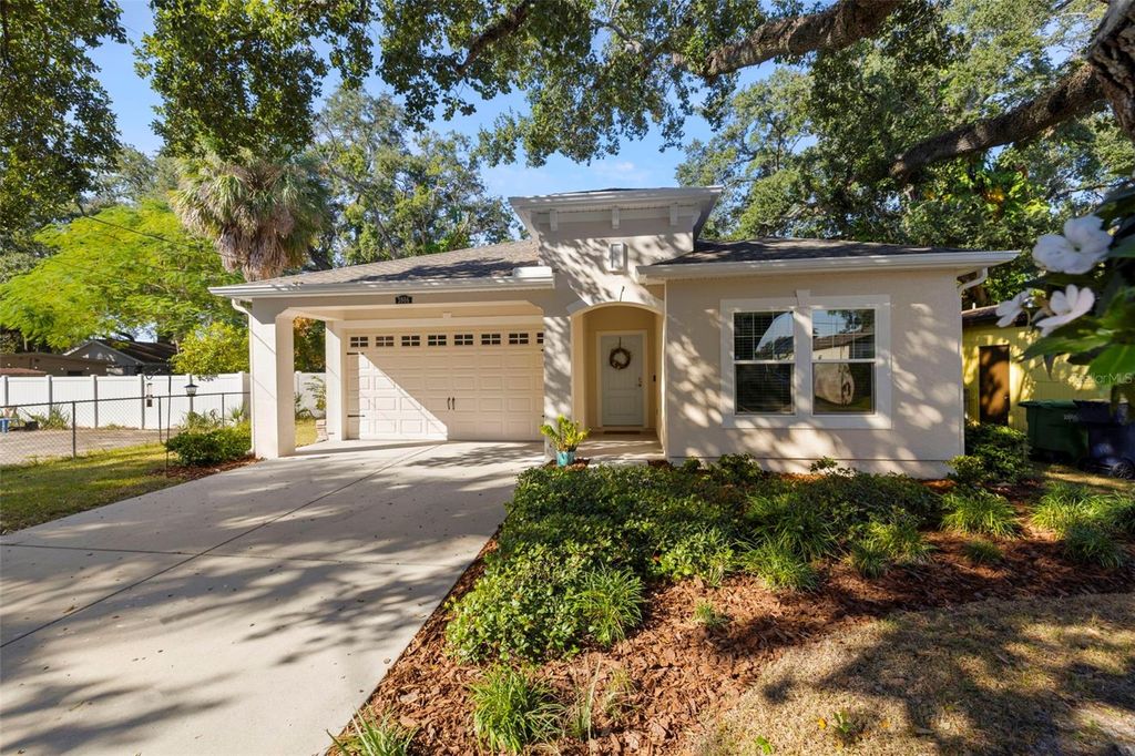 Photo of 3906 N Lynn Avenue, Tampa, FL 33603 (MLS # TB8450787)