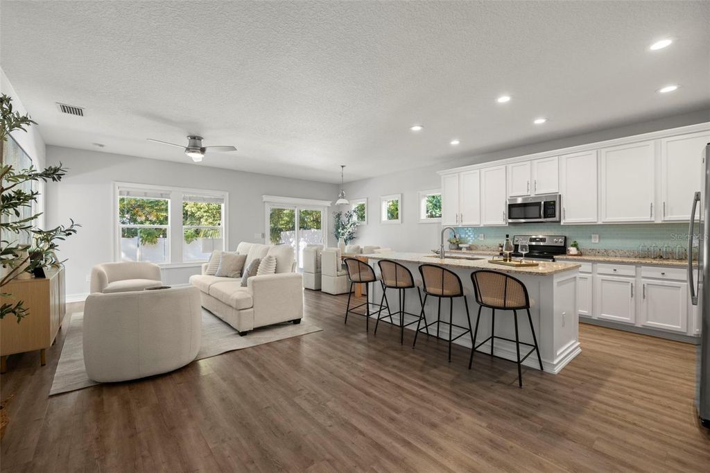 Photo of 3906 N Lynn Avenue, Tampa, FL 33603 (MLS # TB8450787)