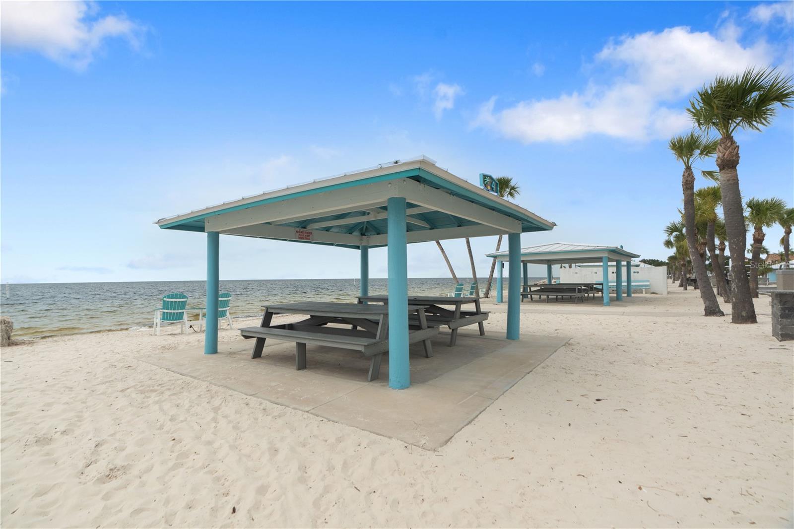 FLOR A MAR - Residential Lease