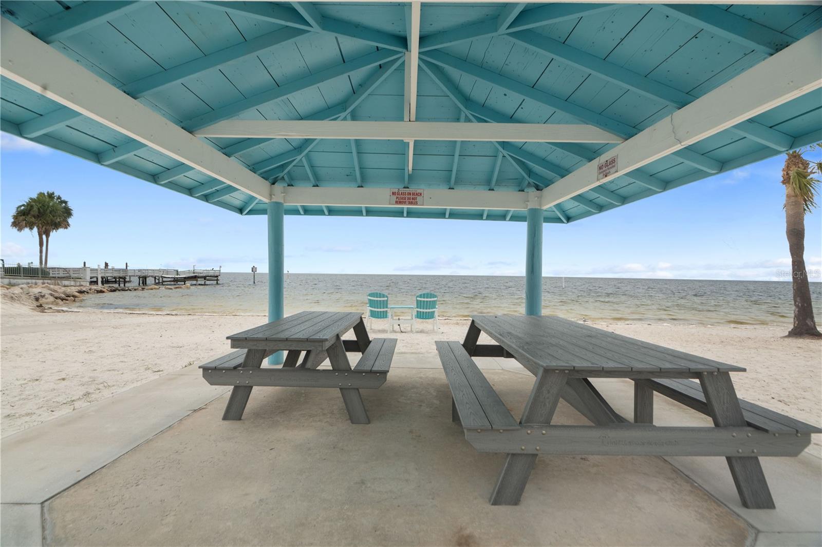 FLOR A MAR - Residential Lease