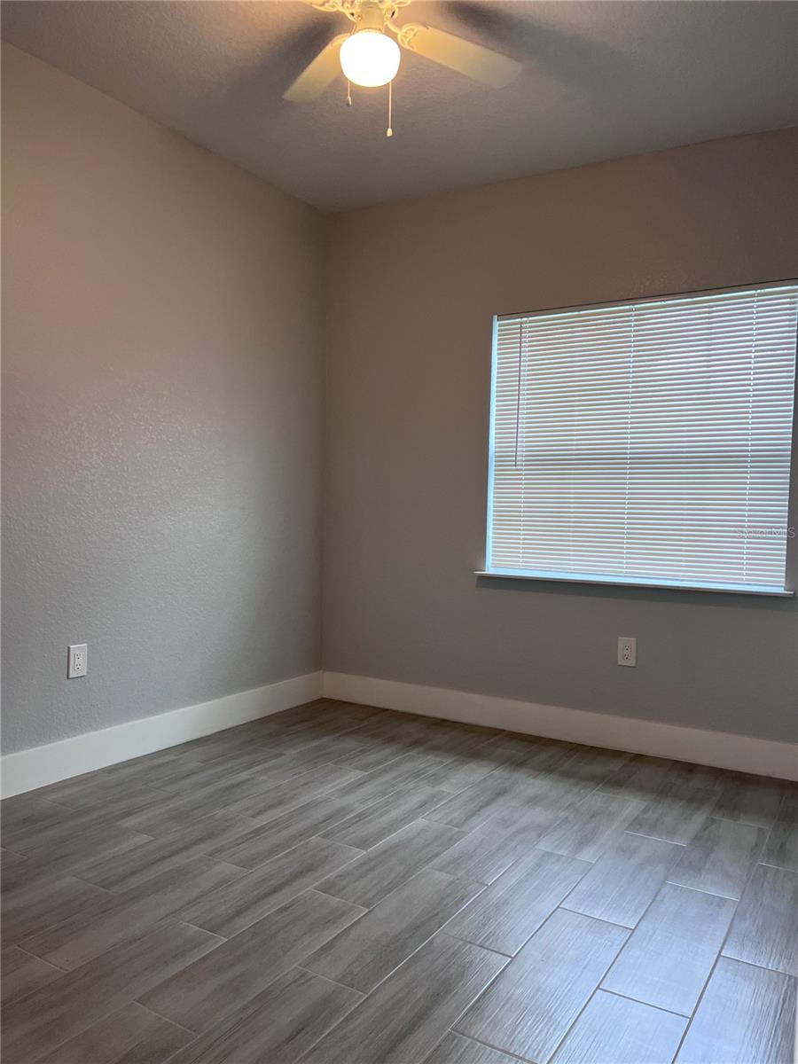 KINGSWOOD MANOR 1ST ADD - Residential Lease