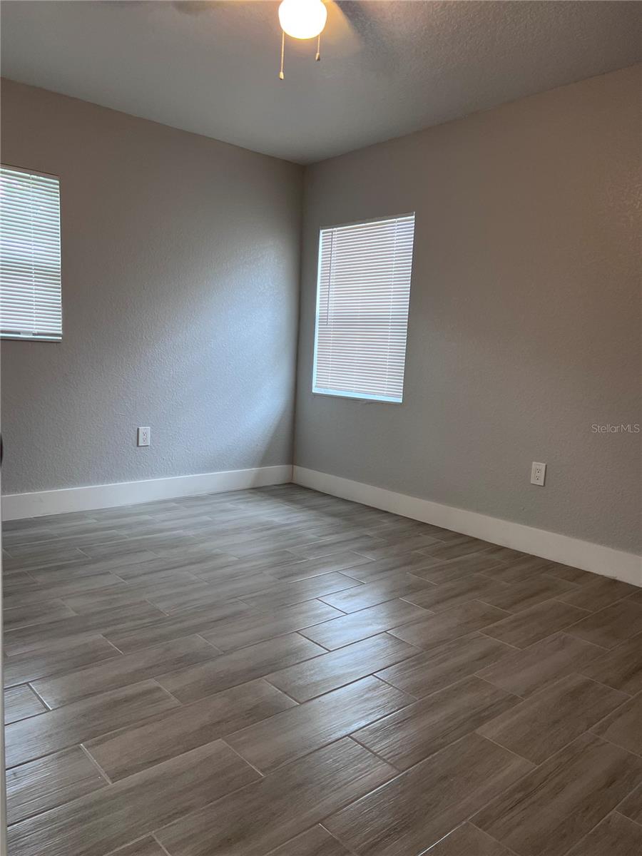 KINGSWOOD MANOR 1ST ADD - Residential Lease