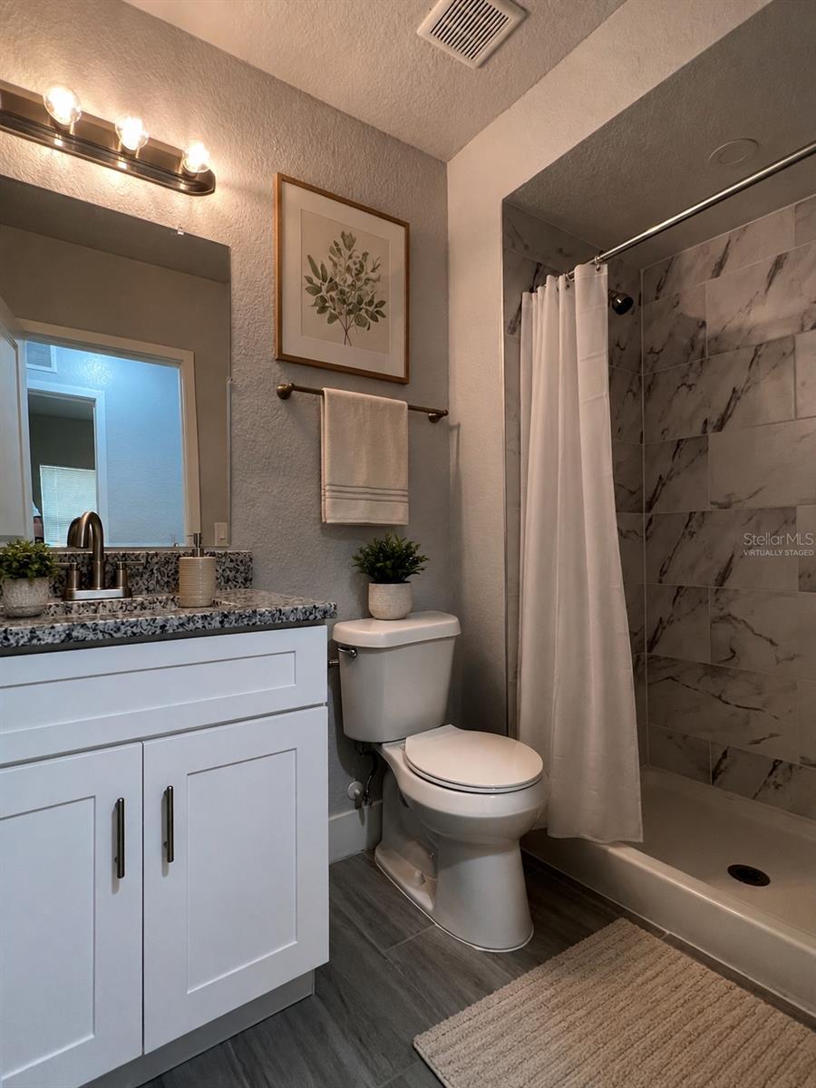 KINGSWOOD MANOR 1ST ADD - Residential Lease