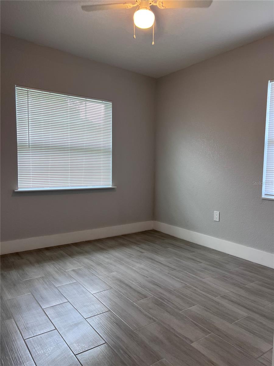 KINGSWOOD MANOR 1ST ADD - Residential Lease