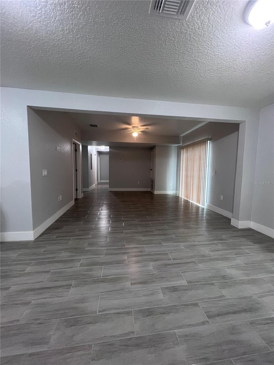 KINGSWOOD MANOR 1ST ADD - Residential Lease