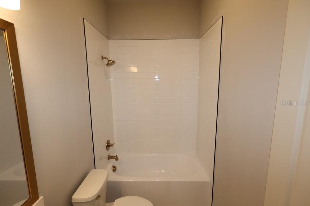 LAKEVIEW CROSSING - Residential