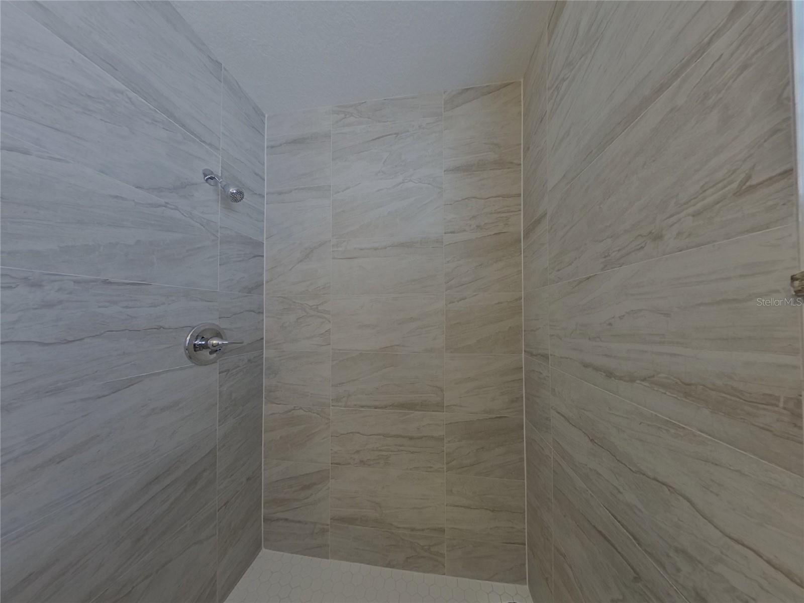 NEWPORT UNIT 12 - Residential Lease