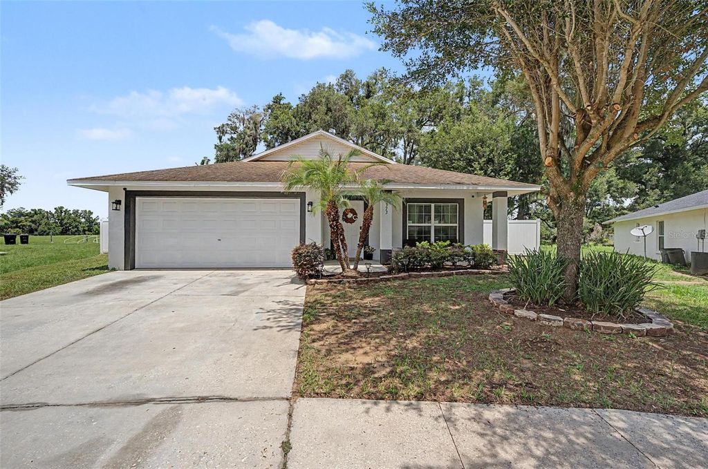 Photo of 15373 Callista Lane, Dade City, FL 33523 (MLS # W7887926)