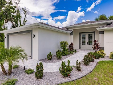 A home in PORT CHARLOTTE