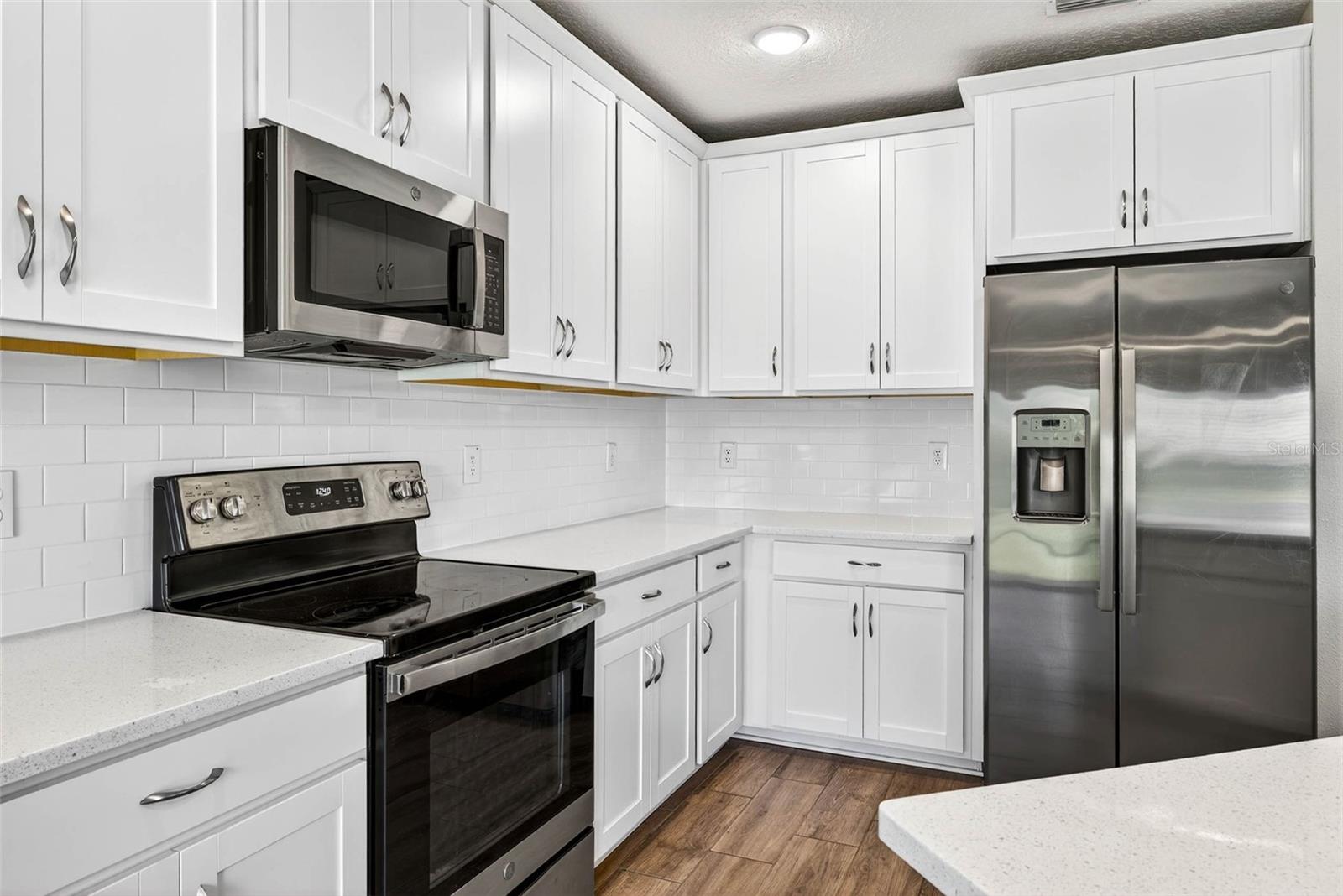 TREVESTA PH IIIB - Residential Lease