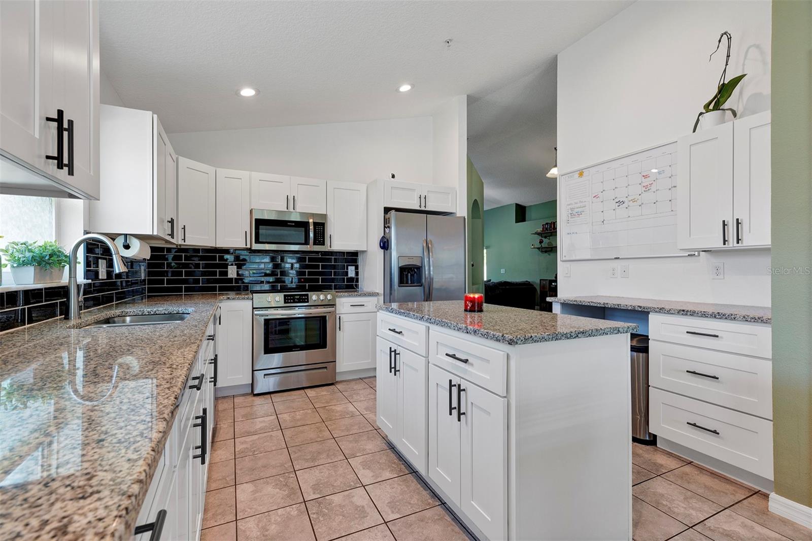 BAYWOOD FOREST - Residential