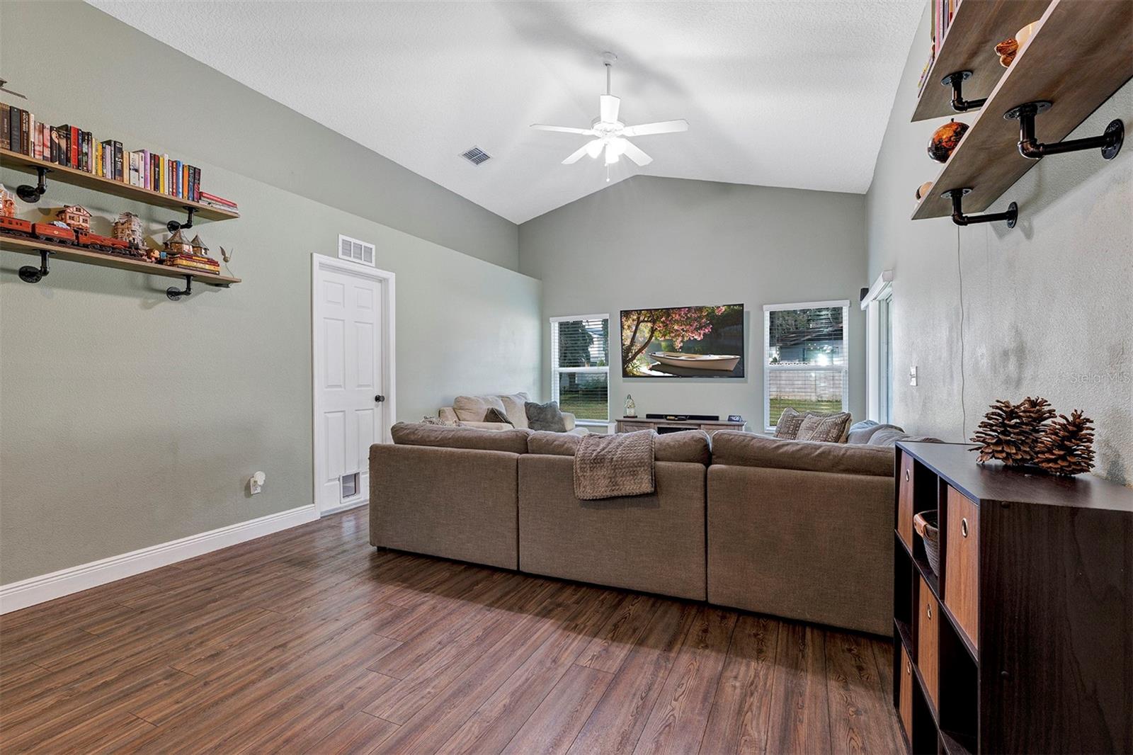 BAYWOOD FOREST - Residential