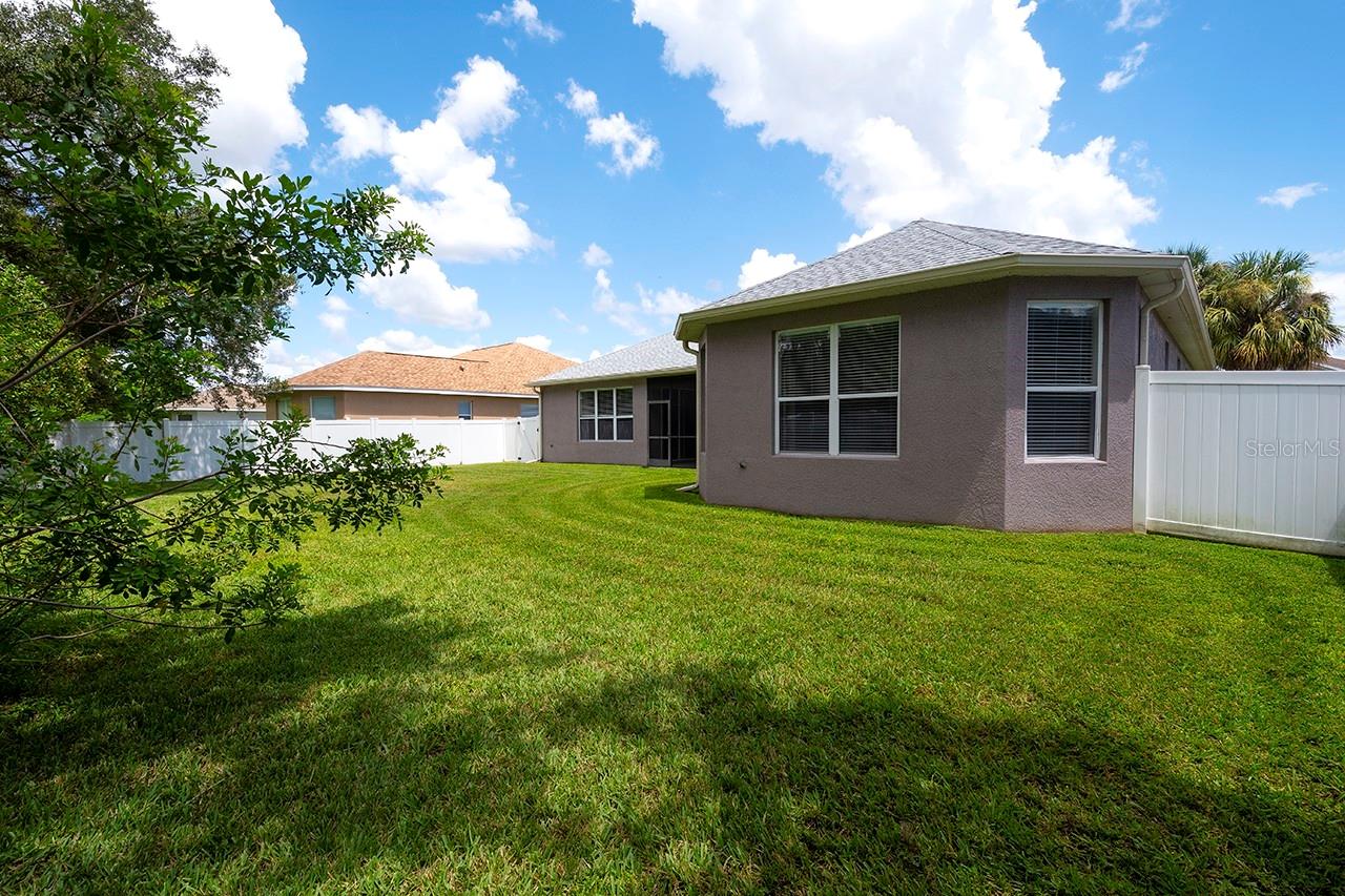 KINGSFIELD LAKES PH 3 - Residential Lease