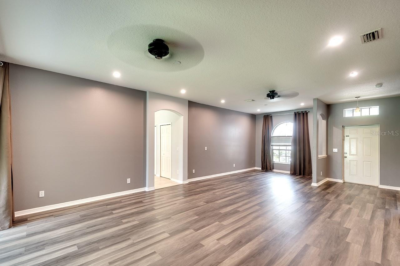 KINGSFIELD LAKES PH 3 - Residential Lease