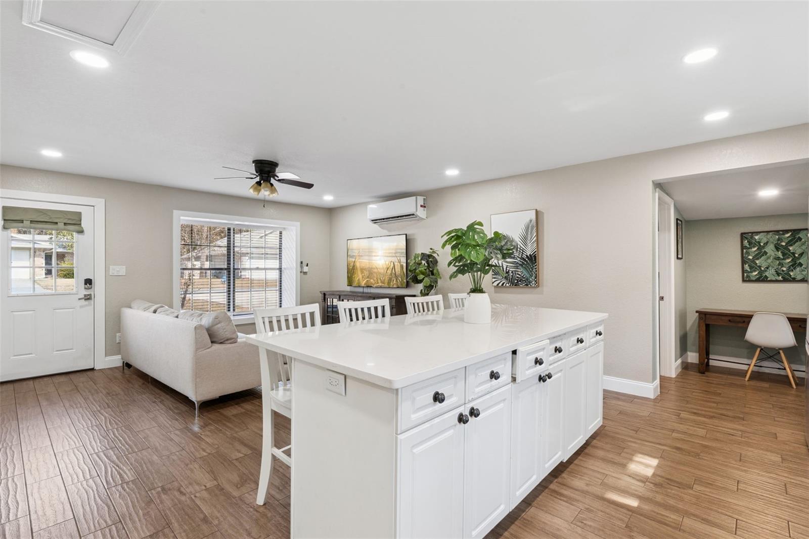 OAK RIDGE - Residential