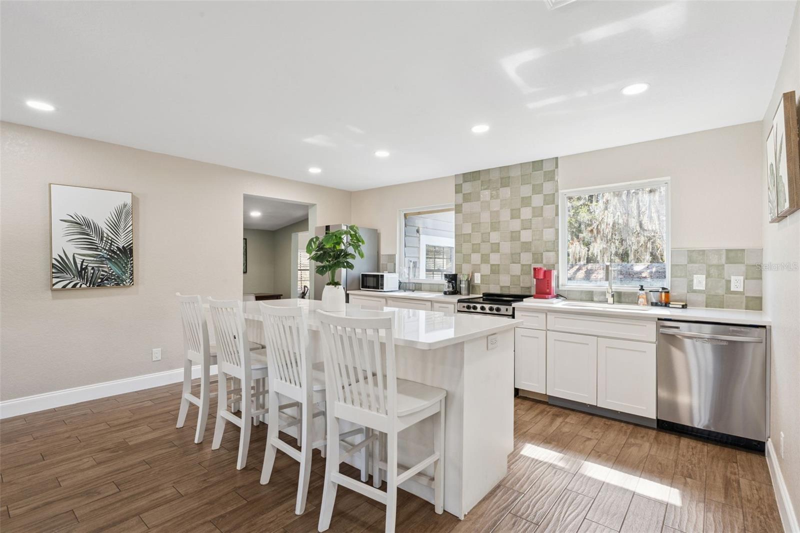 OAK RIDGE - Residential