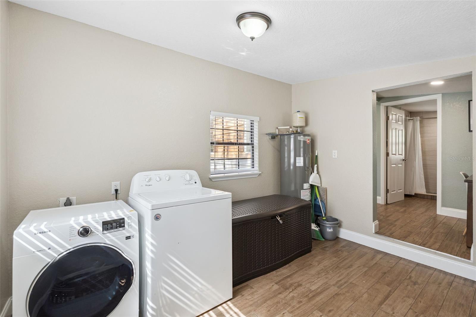 OAK RIDGE - Residential