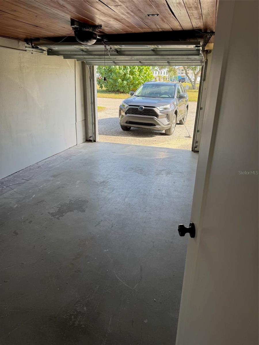 NOKOMIS - Residential Lease