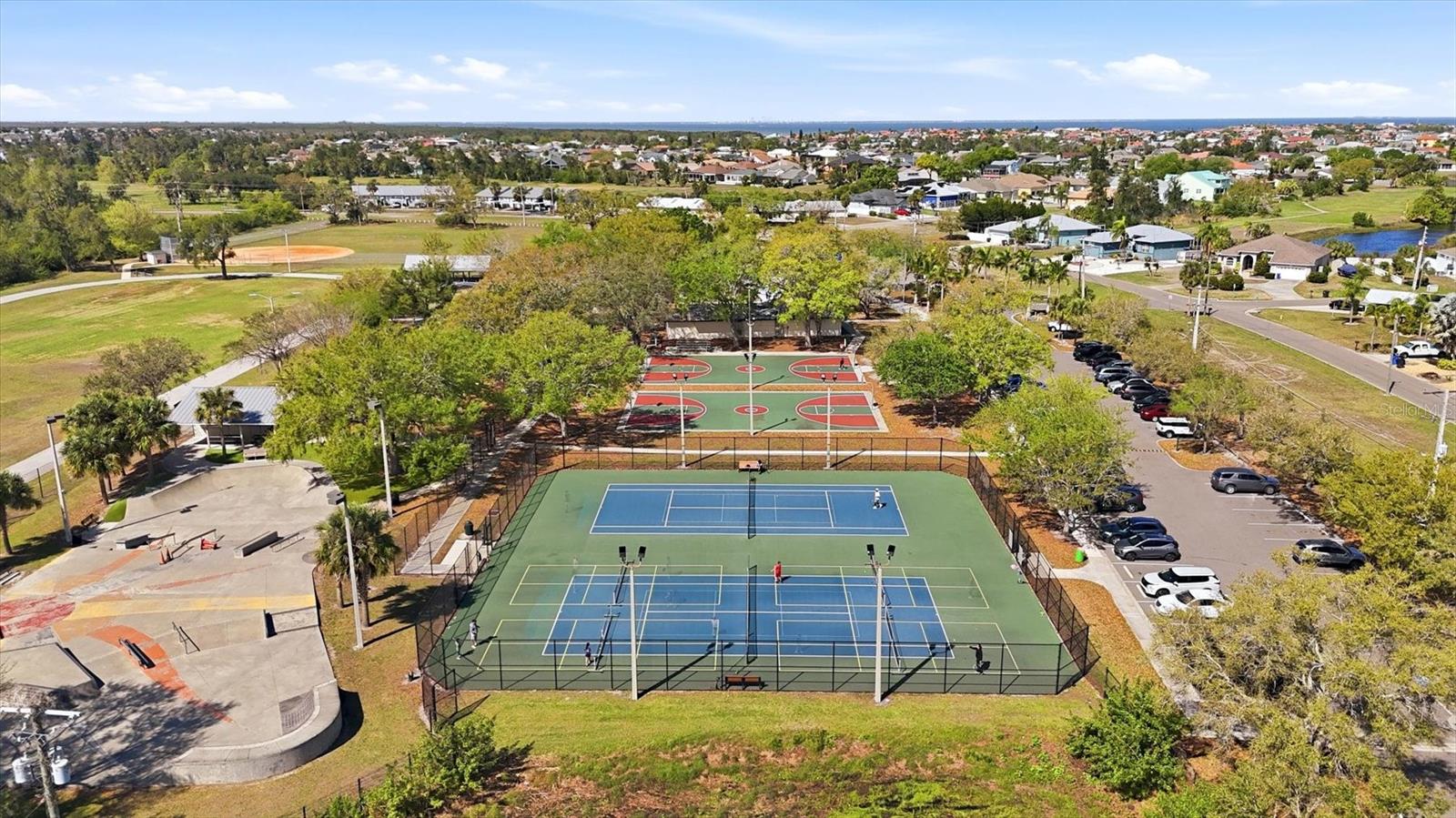 APOLLO BEACH UNIT ONE PT ONE - Residential