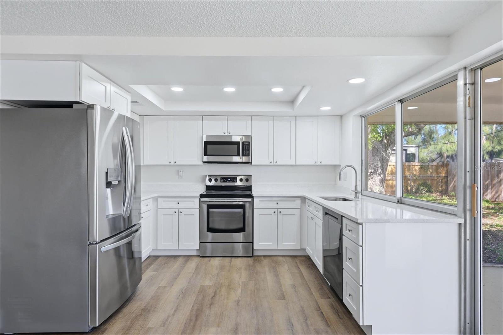 APOLLO BEACH UNIT ONE PT ONE - Residential