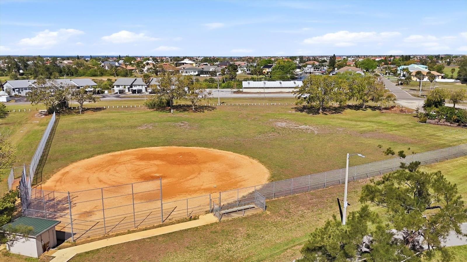 APOLLO BEACH UNIT ONE PT ONE - Residential