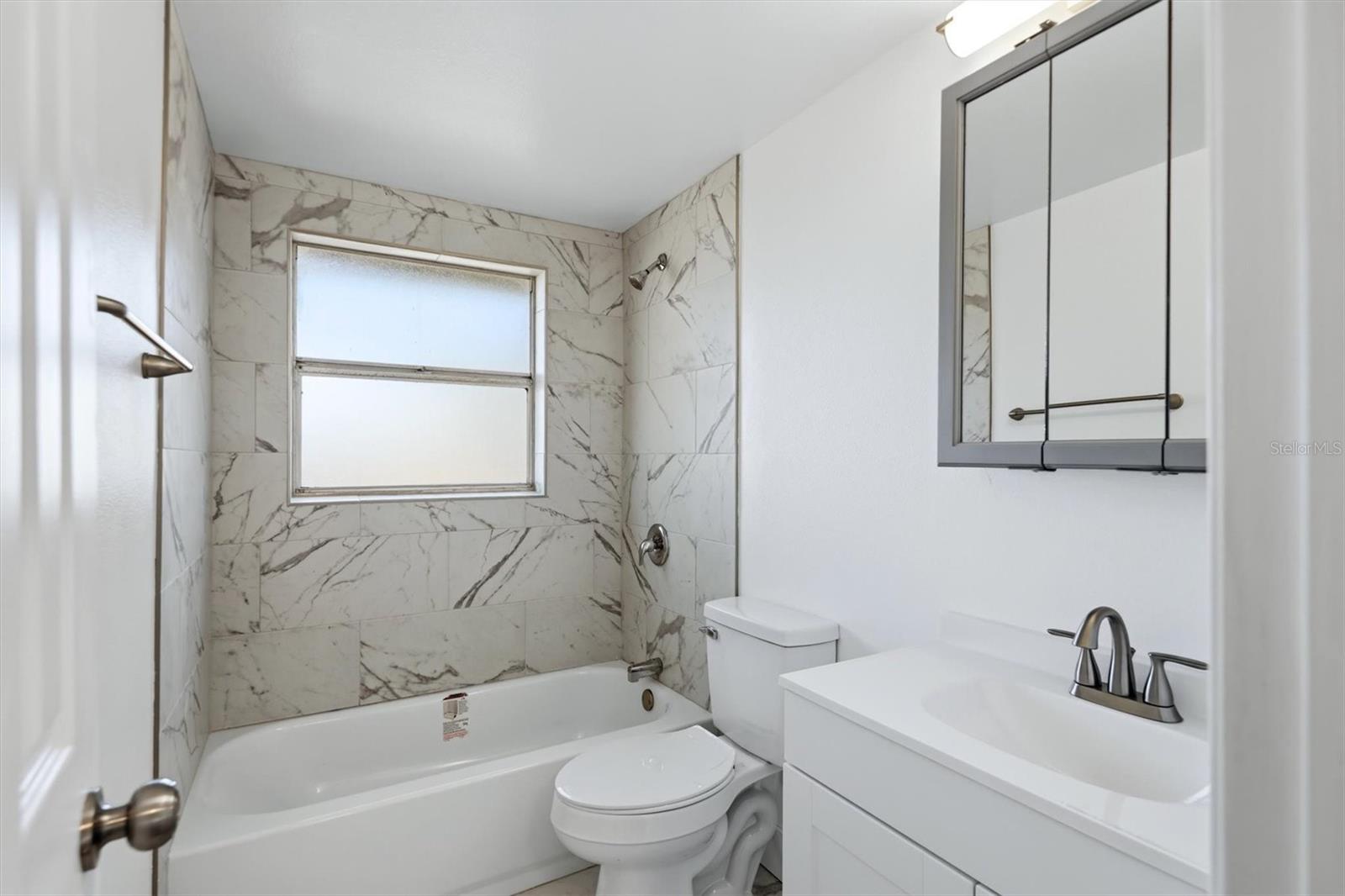 APOLLO BEACH UNIT ONE PT ONE - Residential