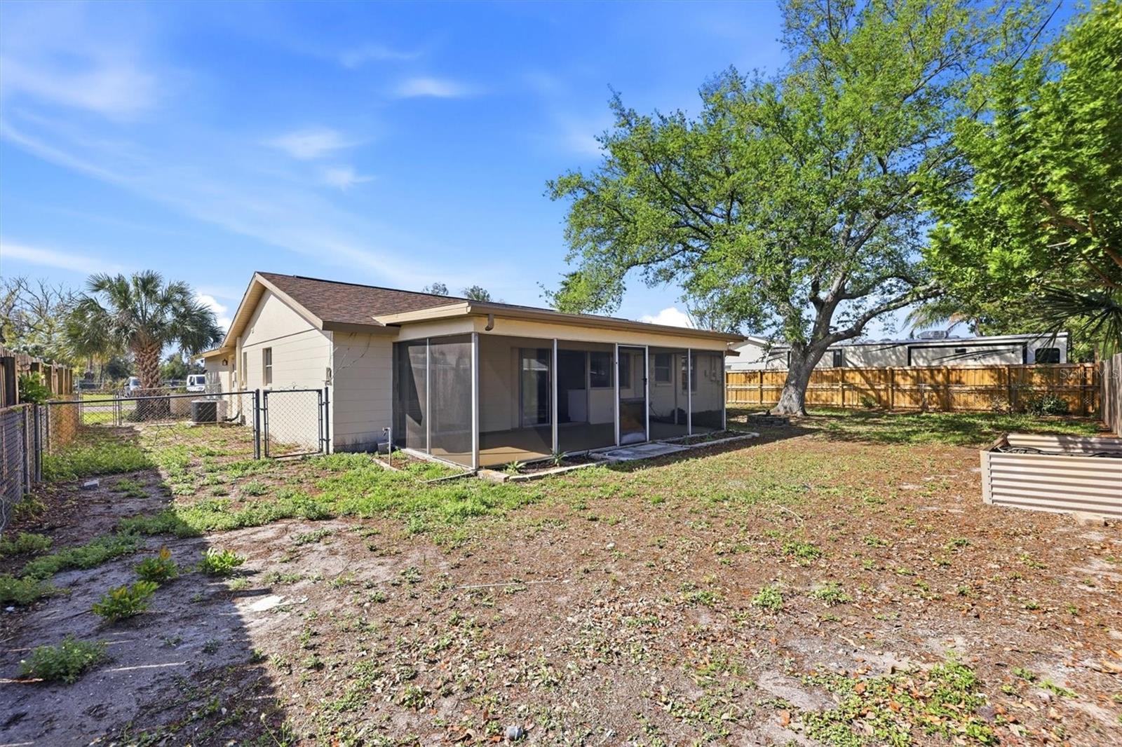 APOLLO BEACH UNIT ONE PT ONE - Residential