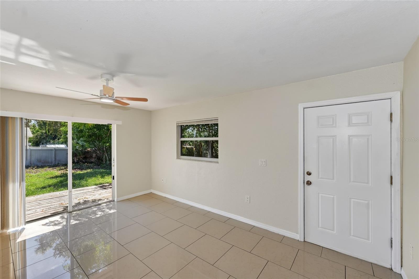 2266 BAY STREET 2266