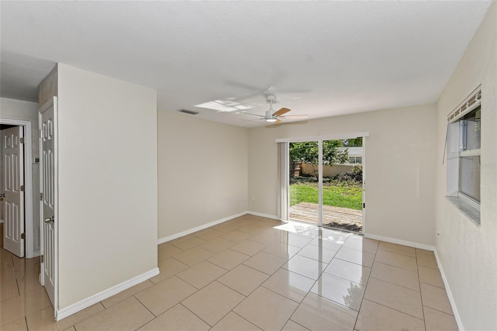 2266 BAY STREET 2266