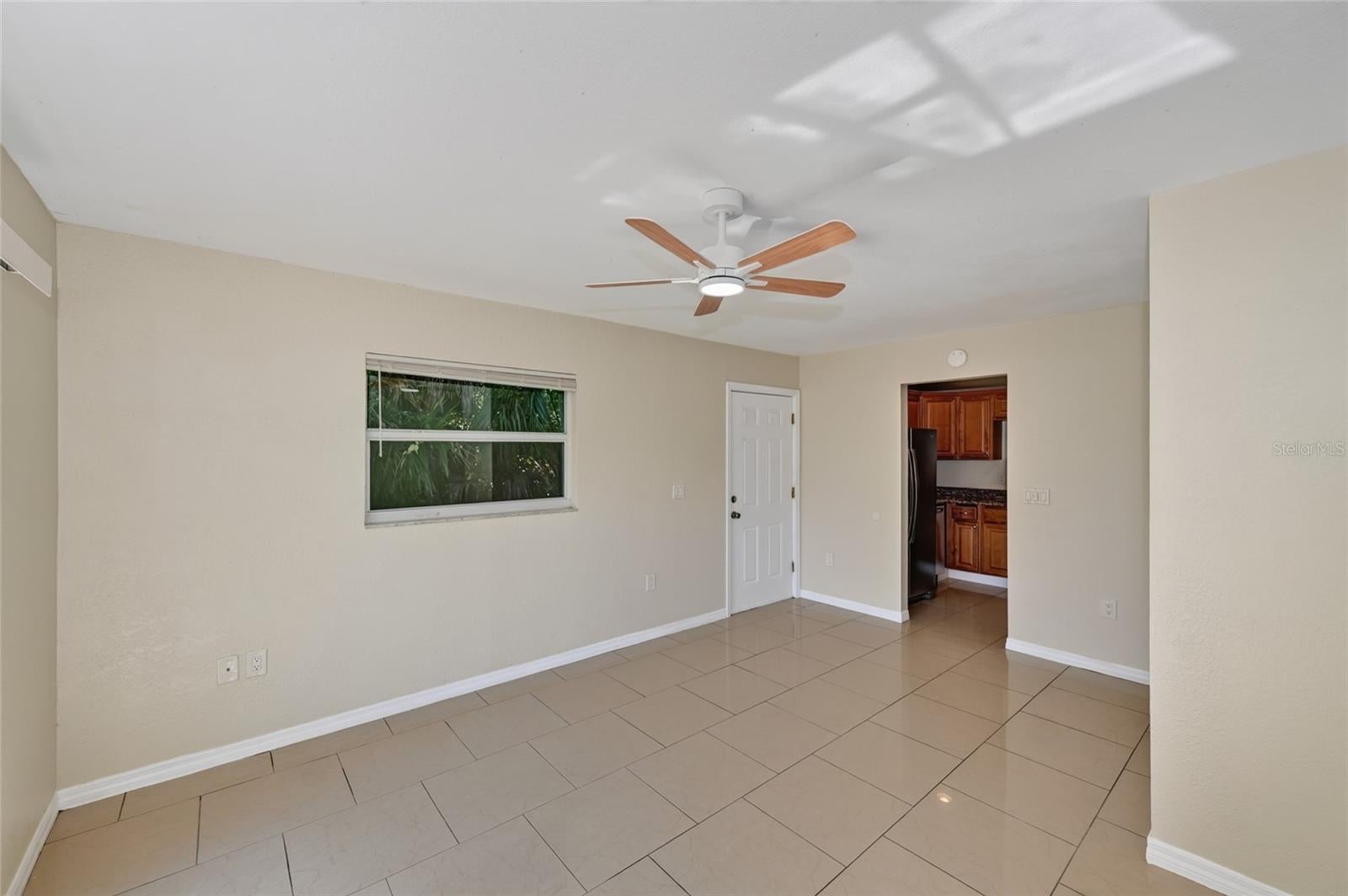 2266 BAY STREET 2266