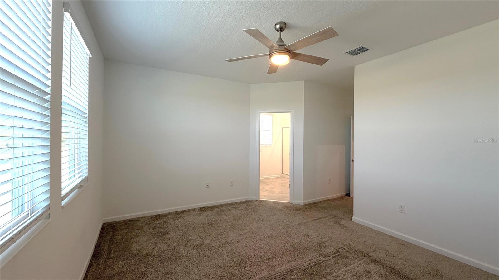 WATERSIDE/JOHNS LAKE PH 2C - Residential Lease