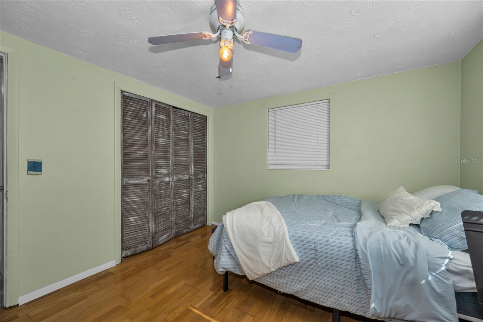 ALOHA GARDENS - Residential