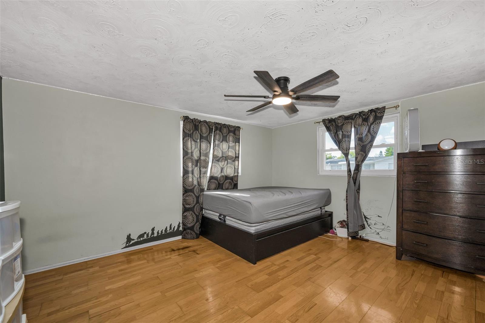 ALOHA GARDENS - Residential