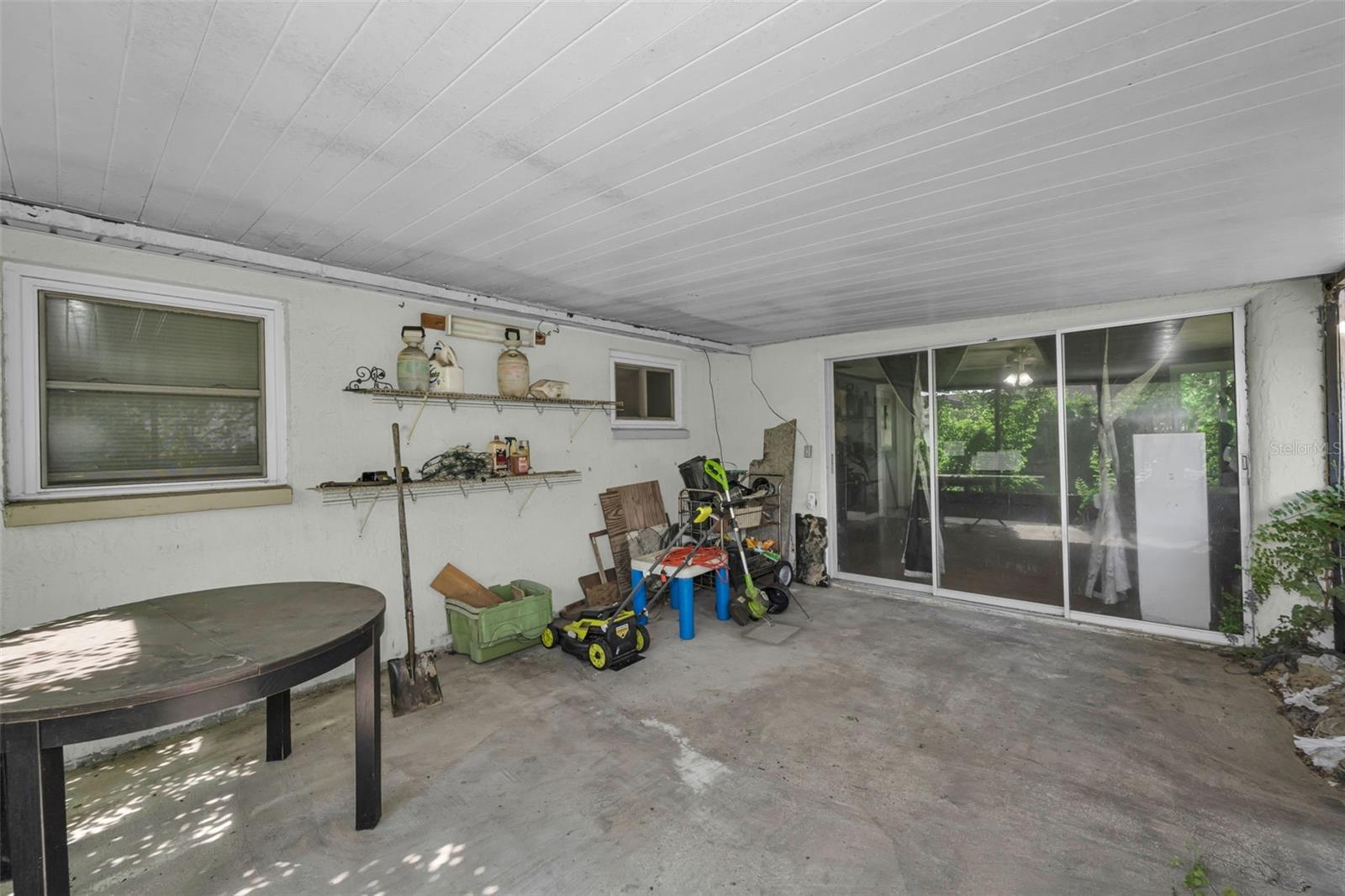 ALOHA GARDENS - Residential