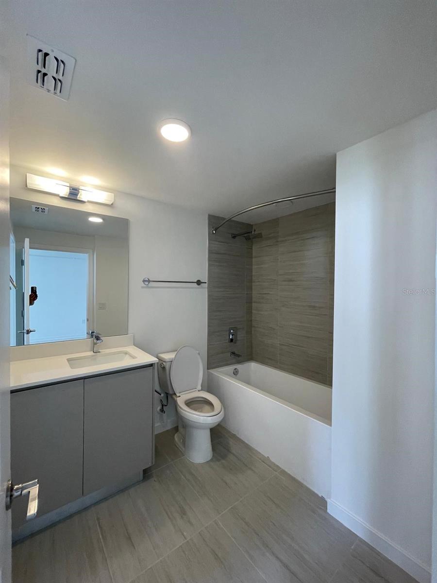 MILLENIA PARK CONDOMINIUM - Residential