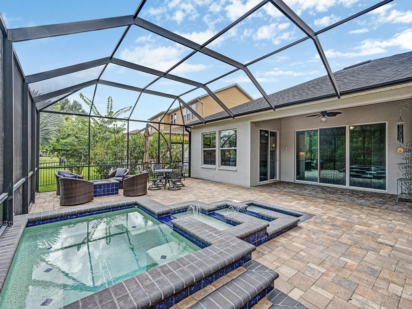 PROMENADE AT LAKE PARK PH - Residential