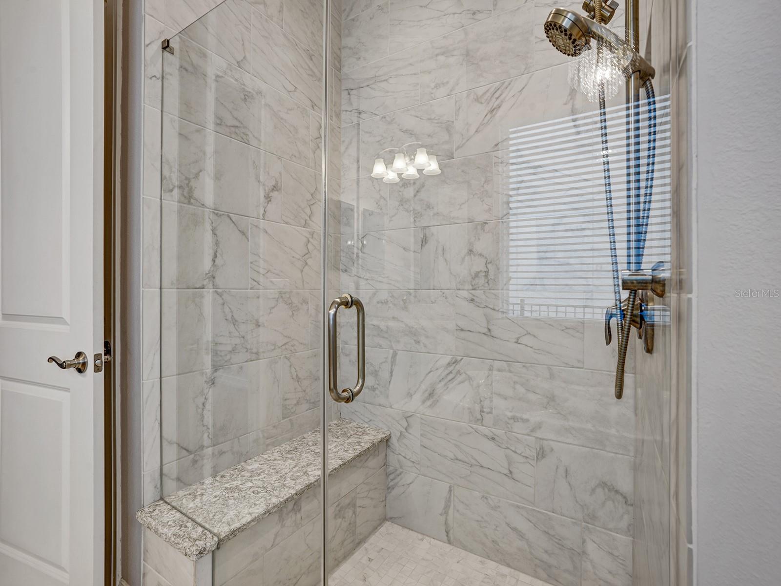 PROMENADE AT LAKE PARK PH - Residential