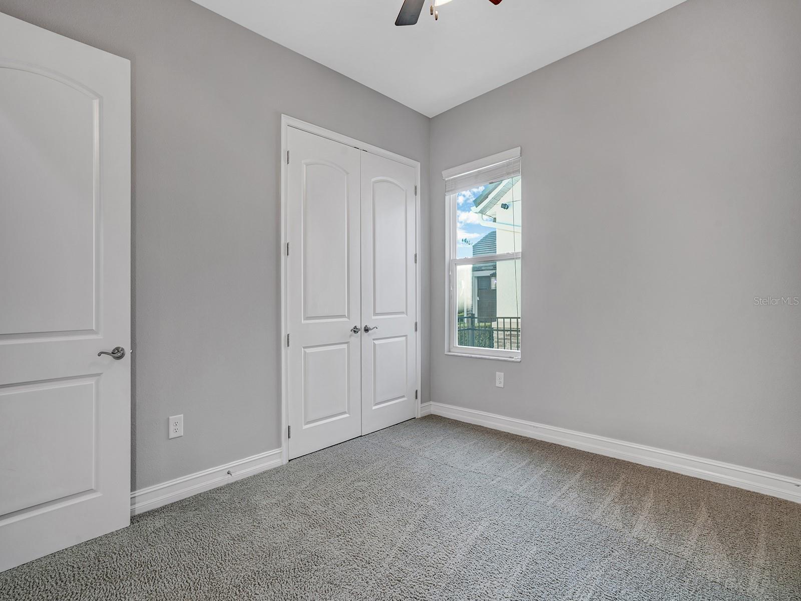 PROMENADE AT LAKE PARK PH - Residential