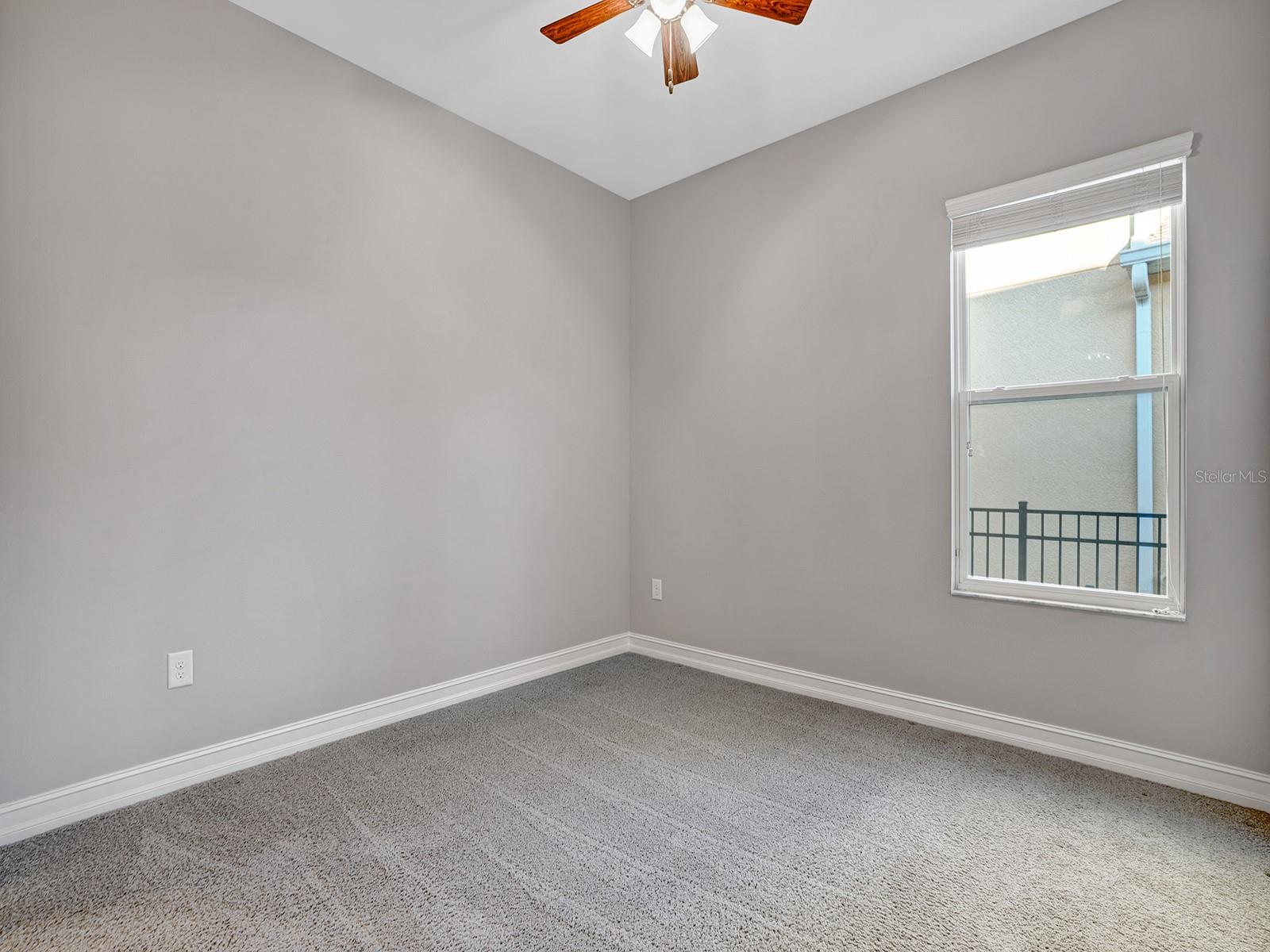 PROMENADE AT LAKE PARK PH - Residential