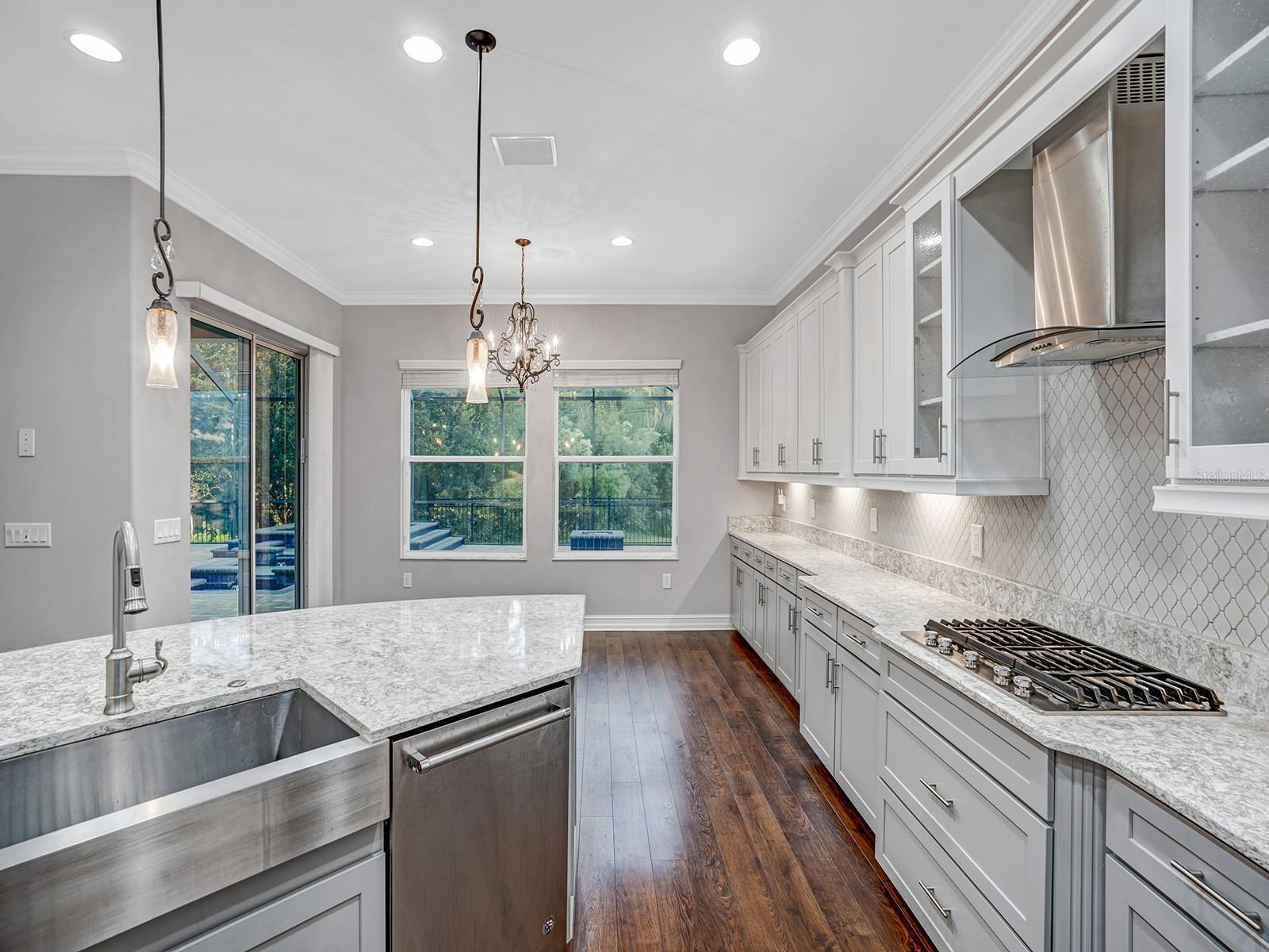 PROMENADE AT LAKE PARK PH - Residential