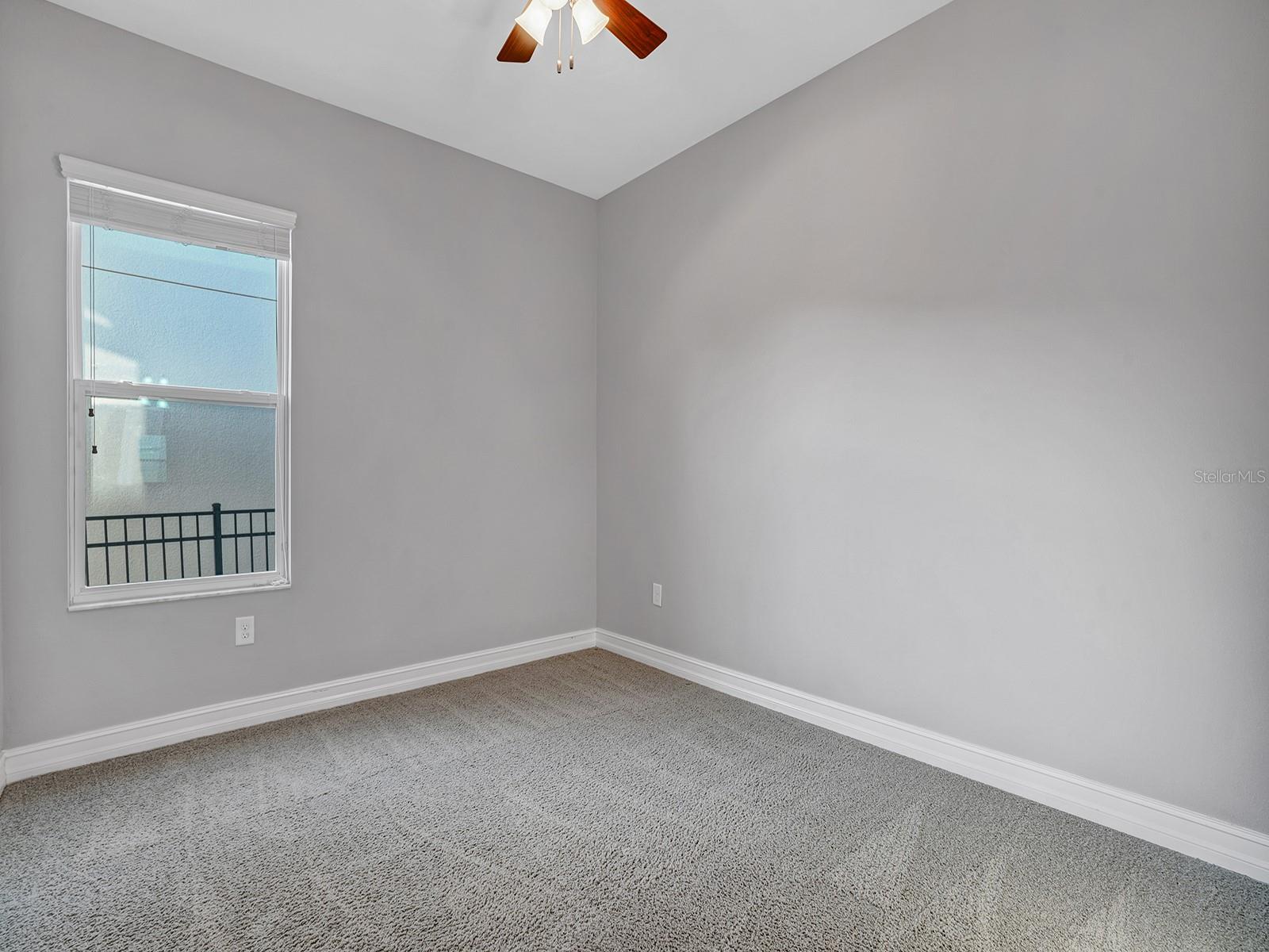 PROMENADE AT LAKE PARK PH - Residential