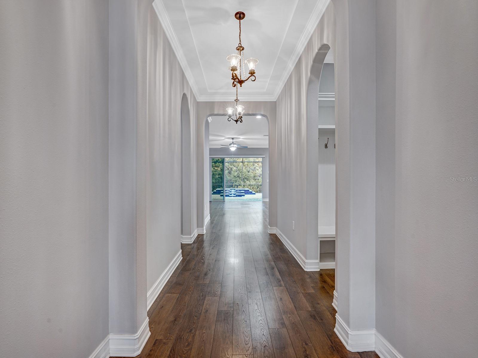 PROMENADE AT LAKE PARK PH - Residential