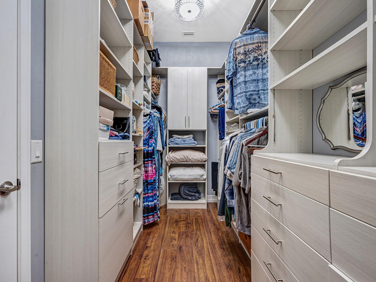 PROMENADE AT LAKE PARK PH - Residential