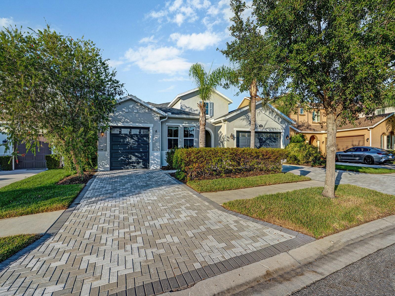 PROMENADE AT LAKE PARK PH - Residential