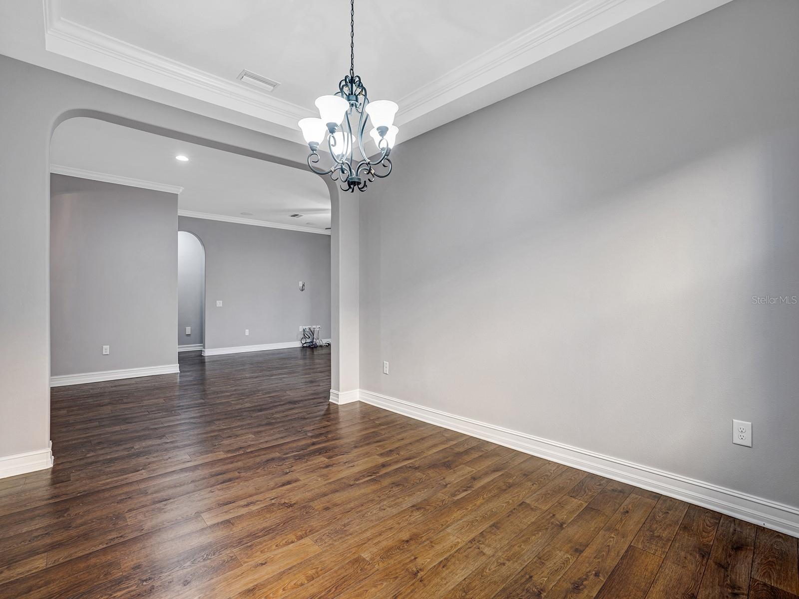 PROMENADE AT LAKE PARK PH - Residential