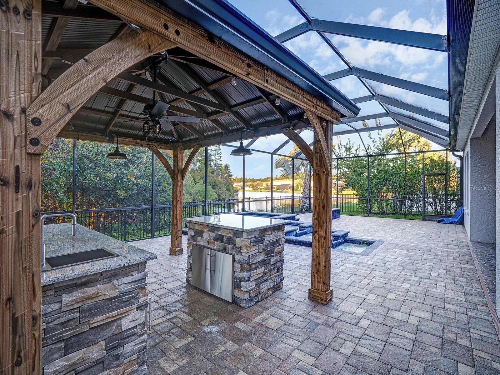 PROMENADE AT LAKE PARK PH - Residential